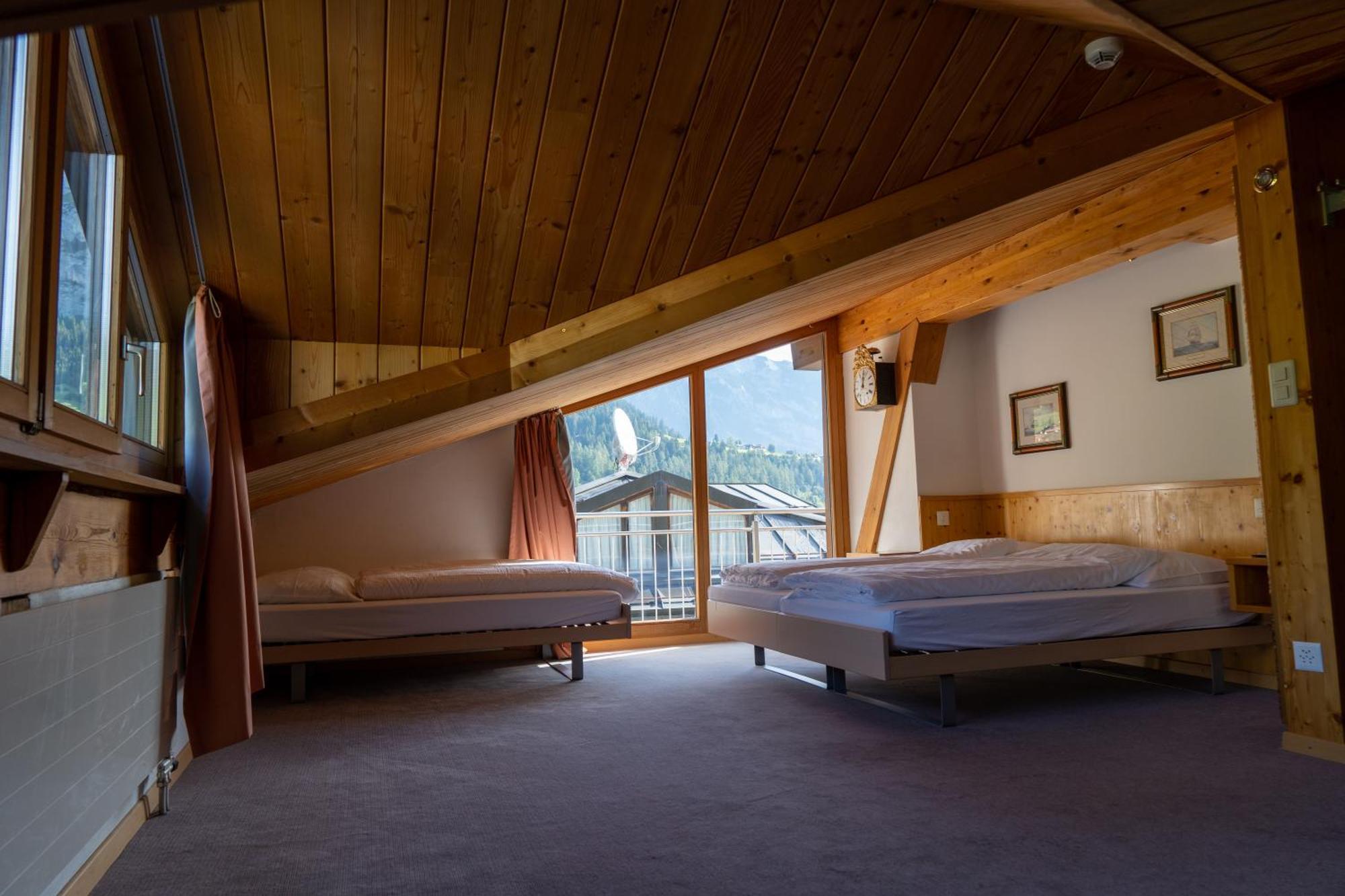 Hotel Hillsite Smart 4*