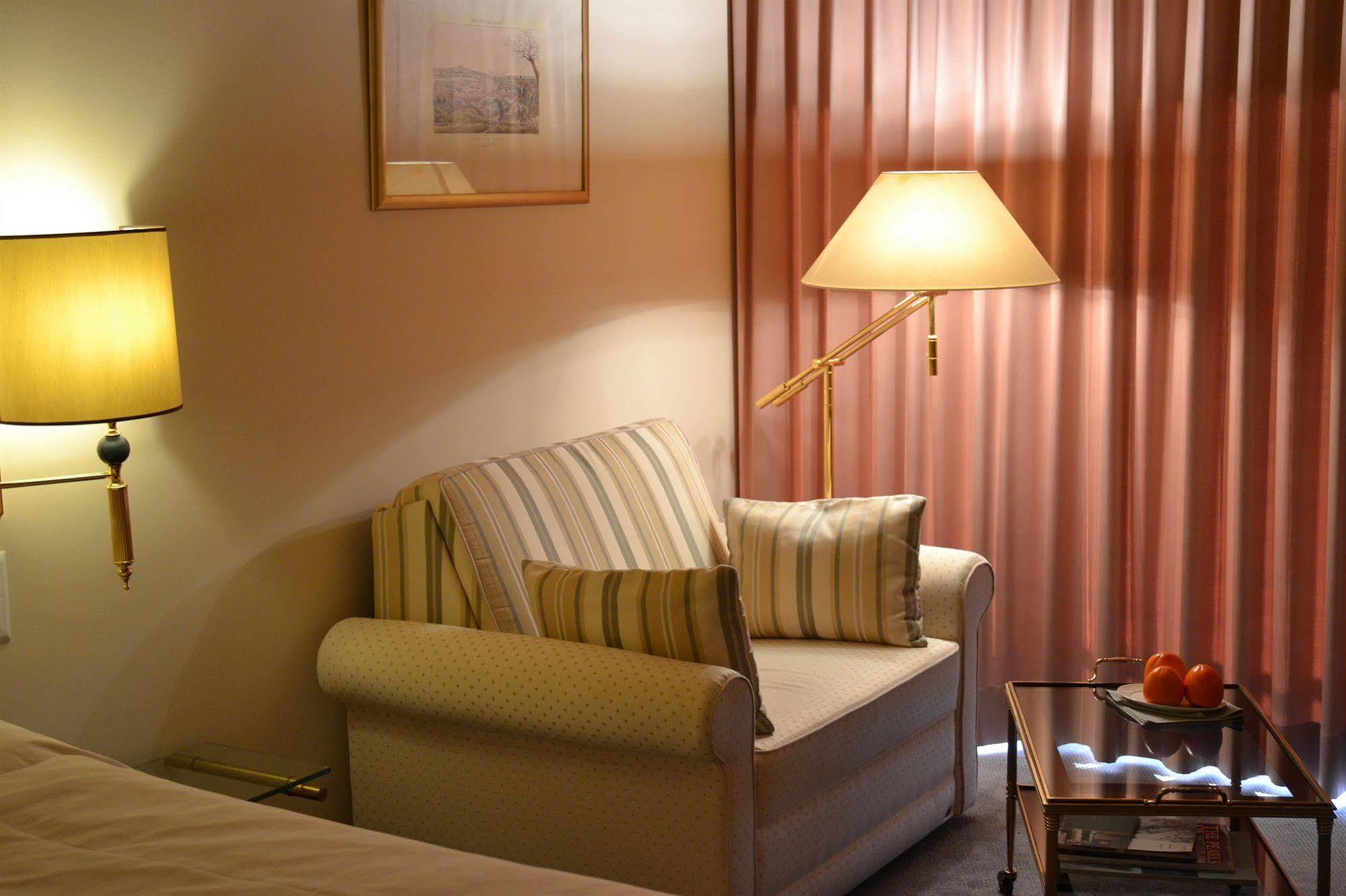 Hillsite Smart Hotel 4*