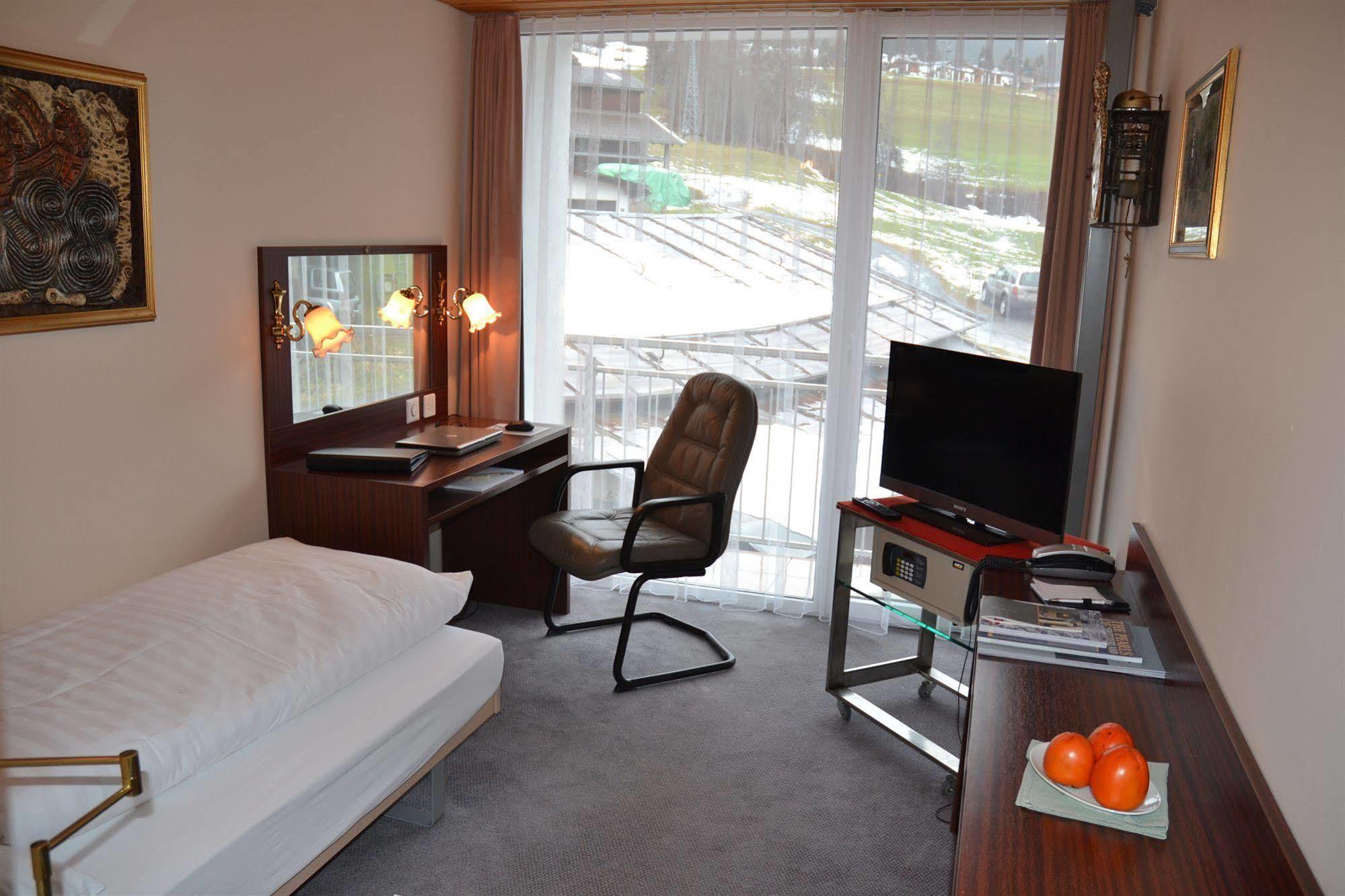 Hotel Hillsite Smart 4*