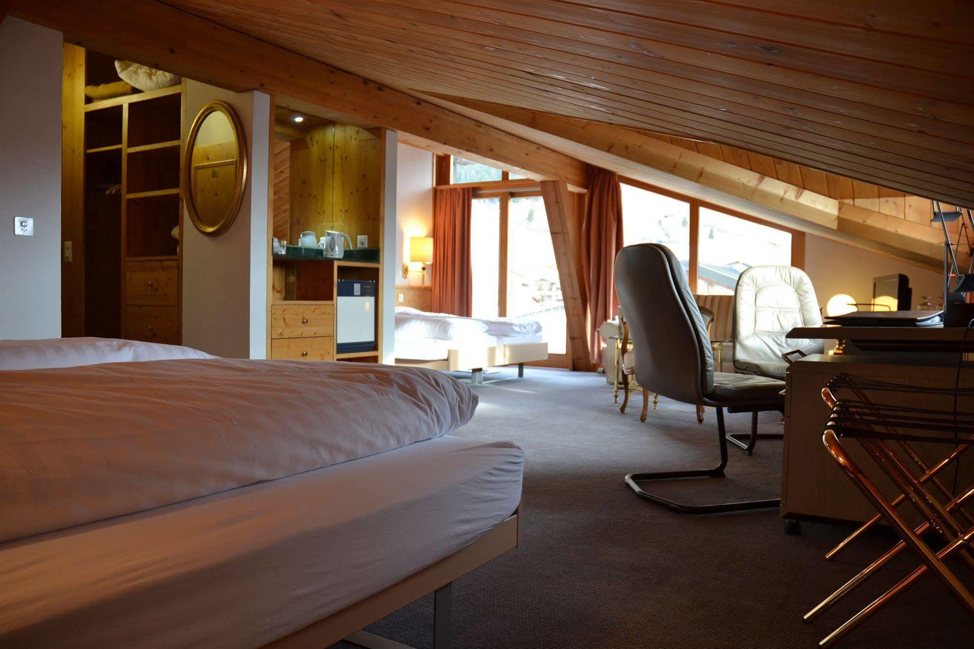 Hotel Hillsite Smart 4*